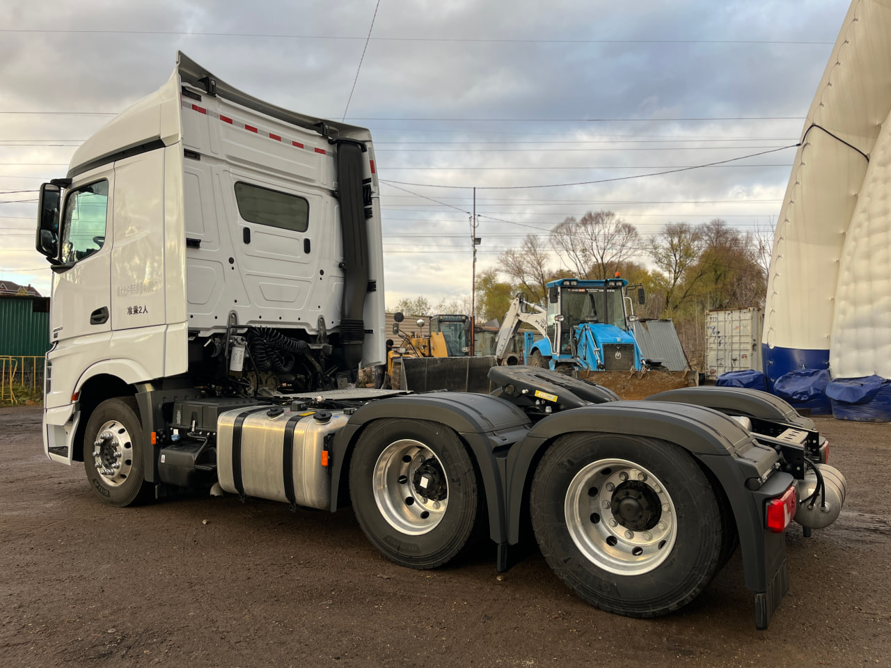 Новинка! Поступление тягачей Mersedes-Benz Actros!