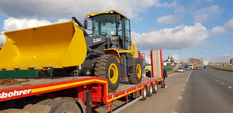 Отгрузка фронтального погрузчика модели XCMG ZL30GV 