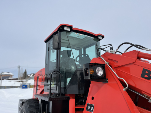 телескопический погрузчик builder tl30s